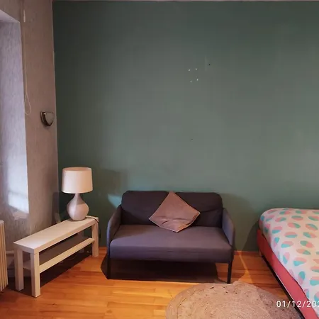 2 Pièces, Centre De Et Marché De Noël