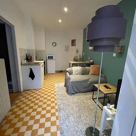 2 Pièces, Centre De Et Marché De Noël *